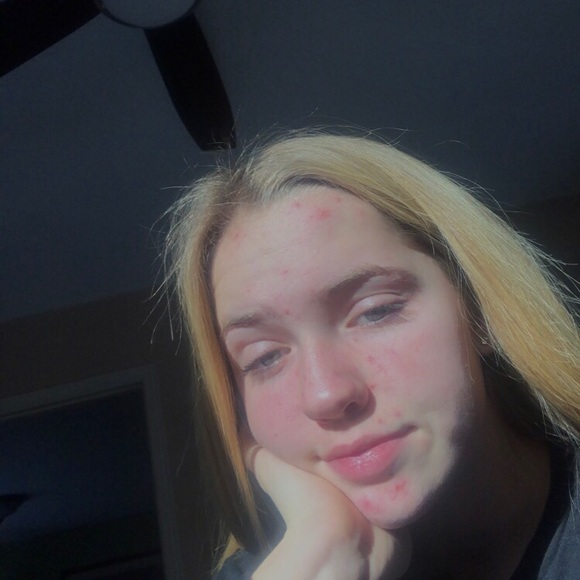 Meet your Posher, Haley - Picture 1 of 1